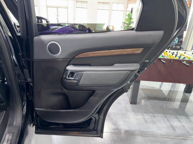Used 2018 Land Rover Discovery HSE AWD/4WD image 54