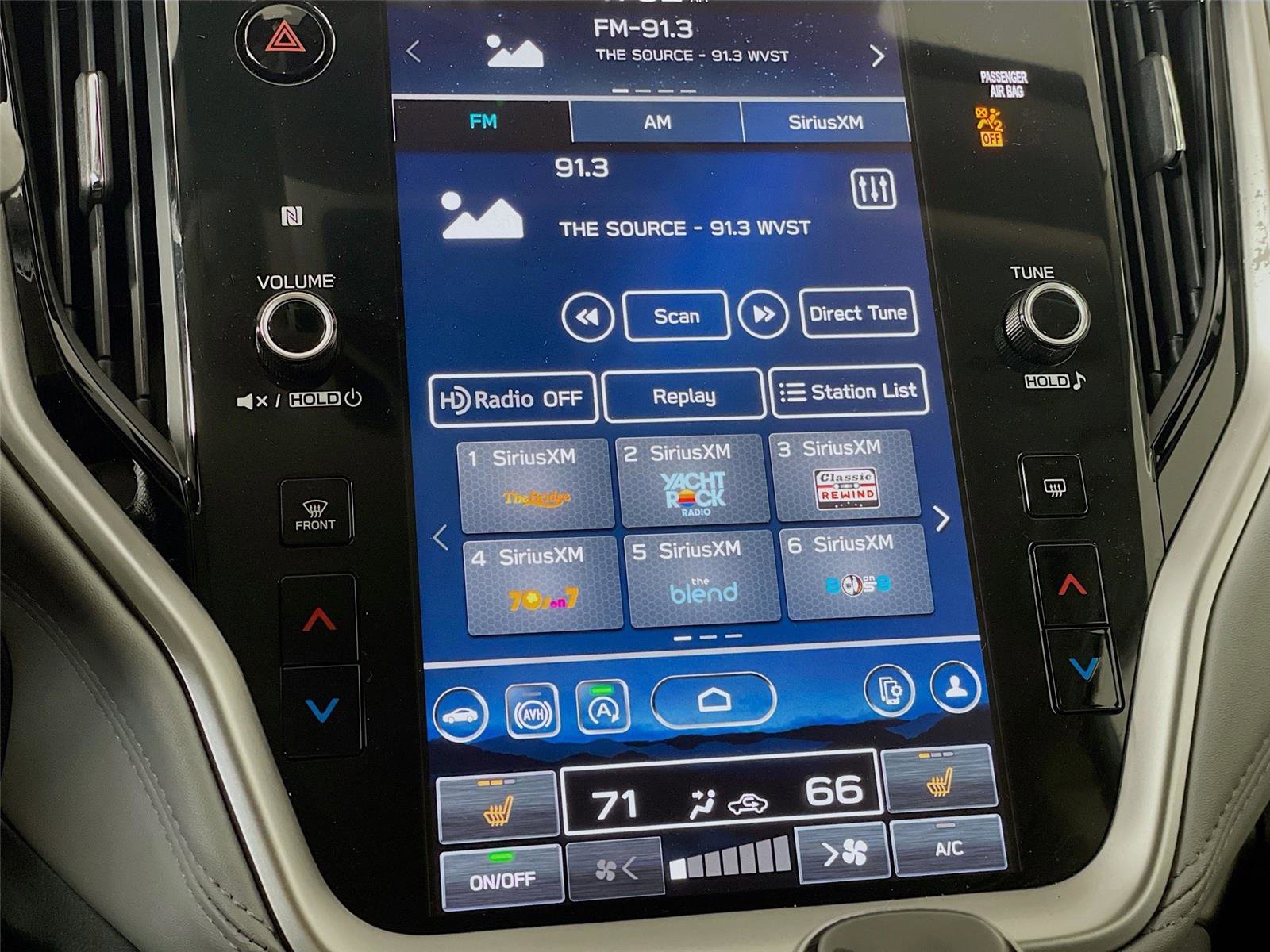 Used 2025 Subaru Outback Premium image 17