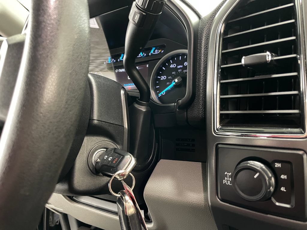Used 2018 Ford F250 XLT w/ XLT Value Package AWD/4WD image 28
