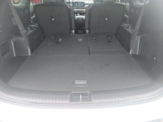 Used 2025 Kia Telluride AWD image 14