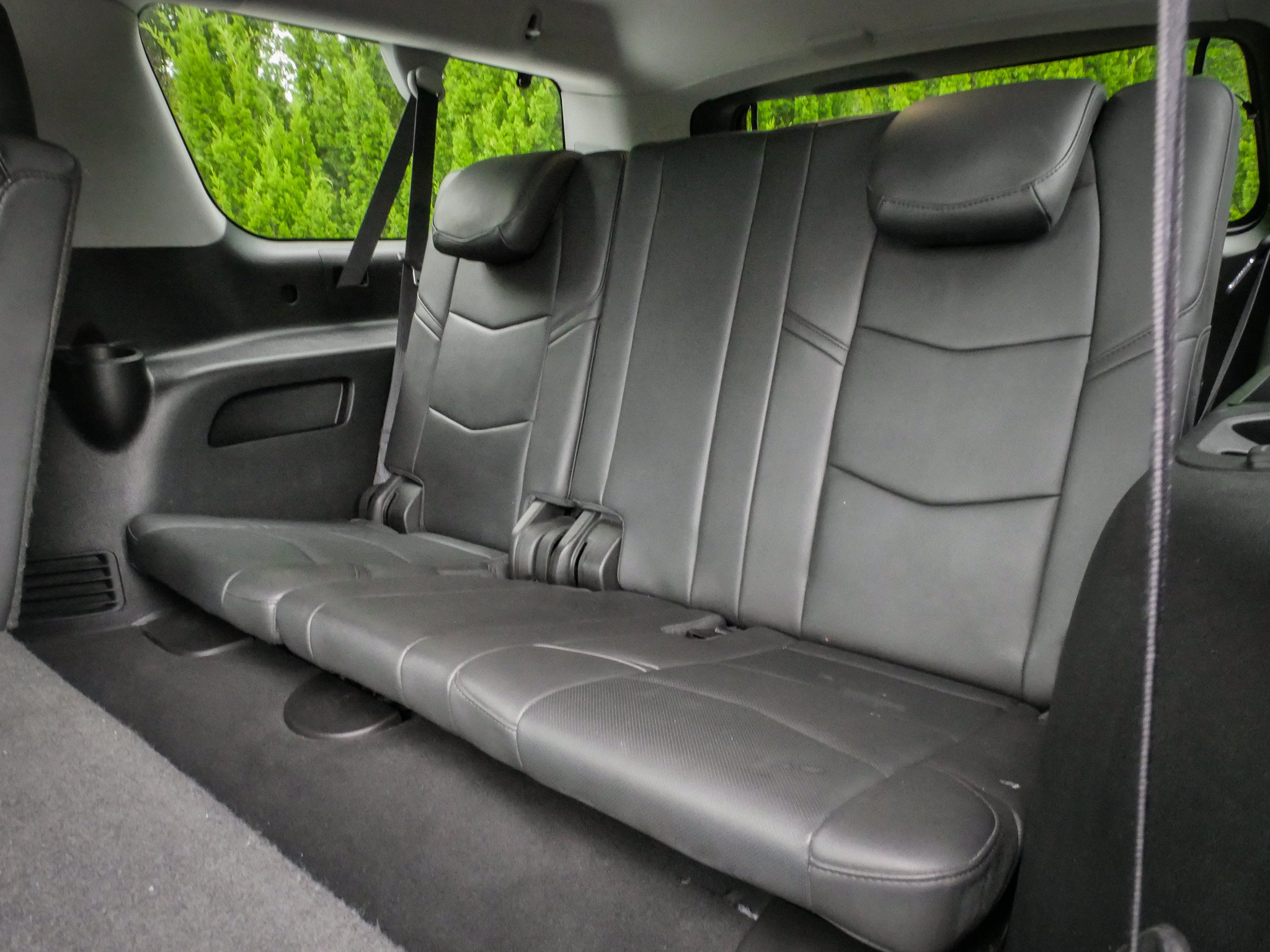 Used 2018 Cadillac Escalade ESV Luxury RWD image 33
