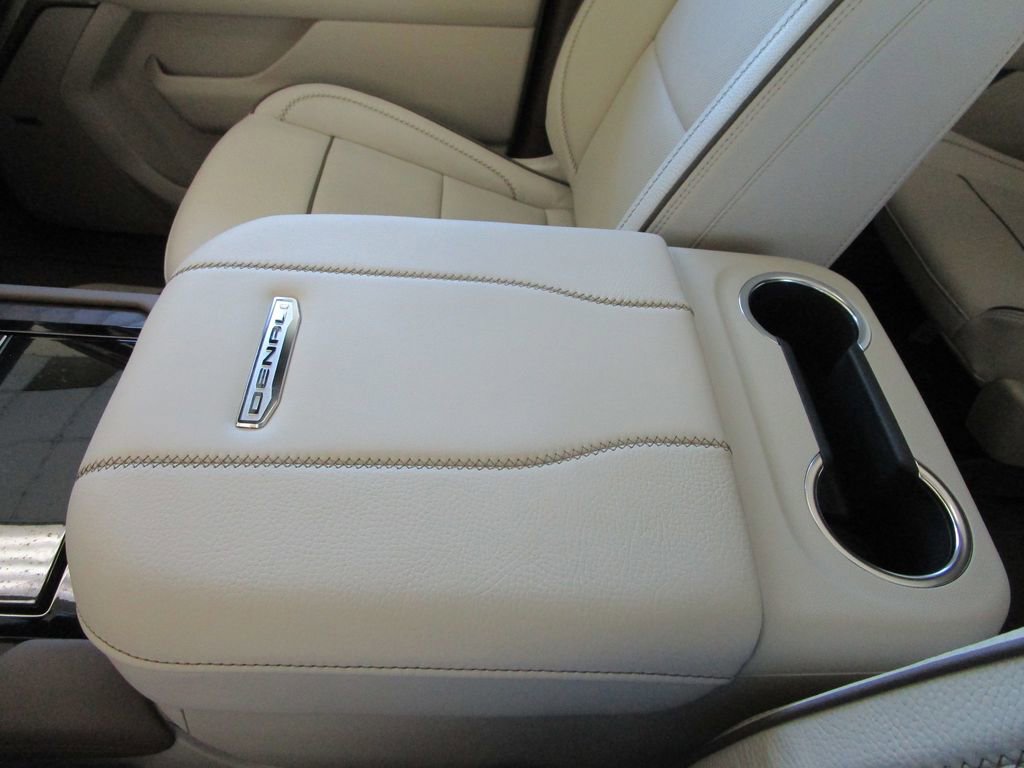 New 2026 GMC Yukon Denali w/ Denali Reserve Package RWD image 50