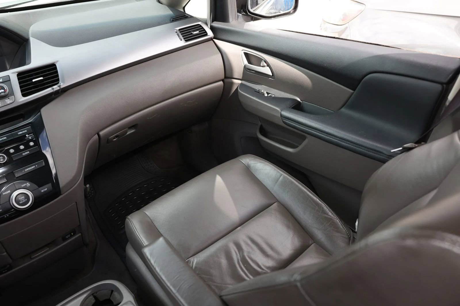 Used 2012 Honda Odyssey EX-L image 22