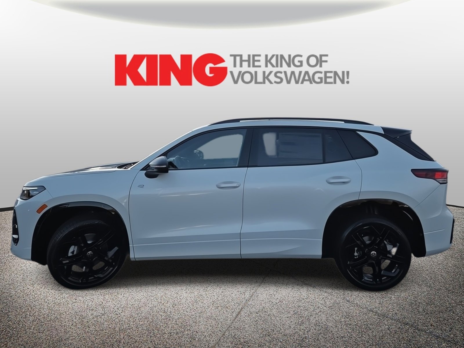 New 2026 Volkswagen Tiguan SE R-Line image 7