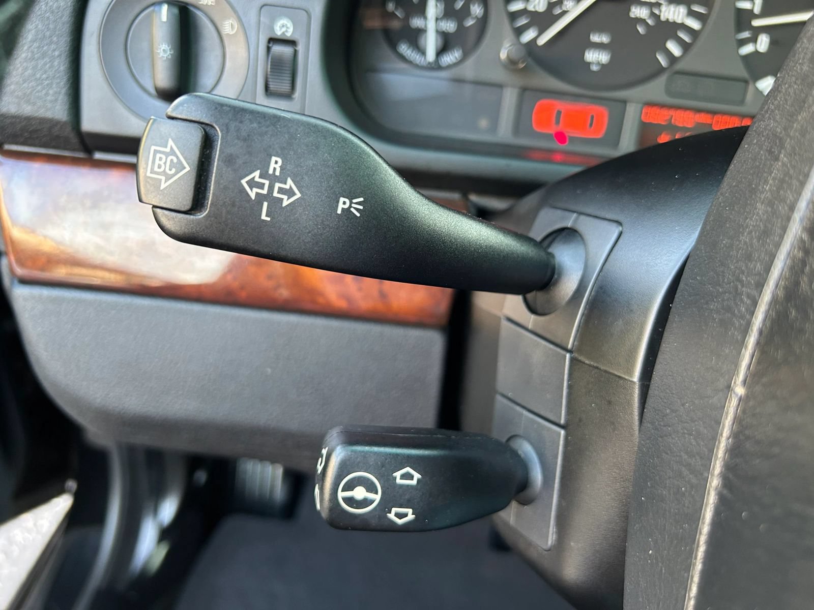 Used 2001 BMW 530i Sedan RWD image 14