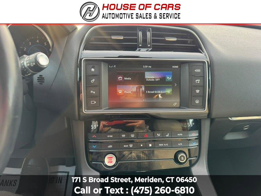 Used 2017 Jaguar F-PACE Prestige image 38