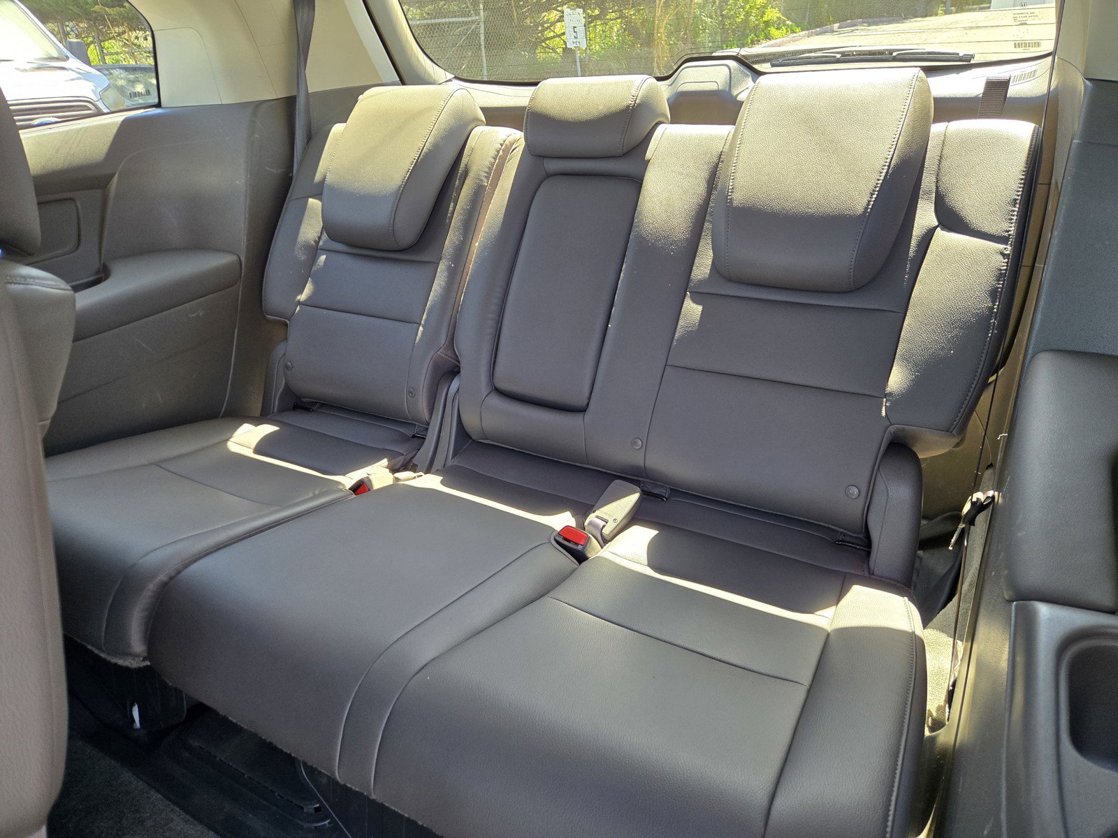 Used 2015 Honda Odyssey Touring image 12