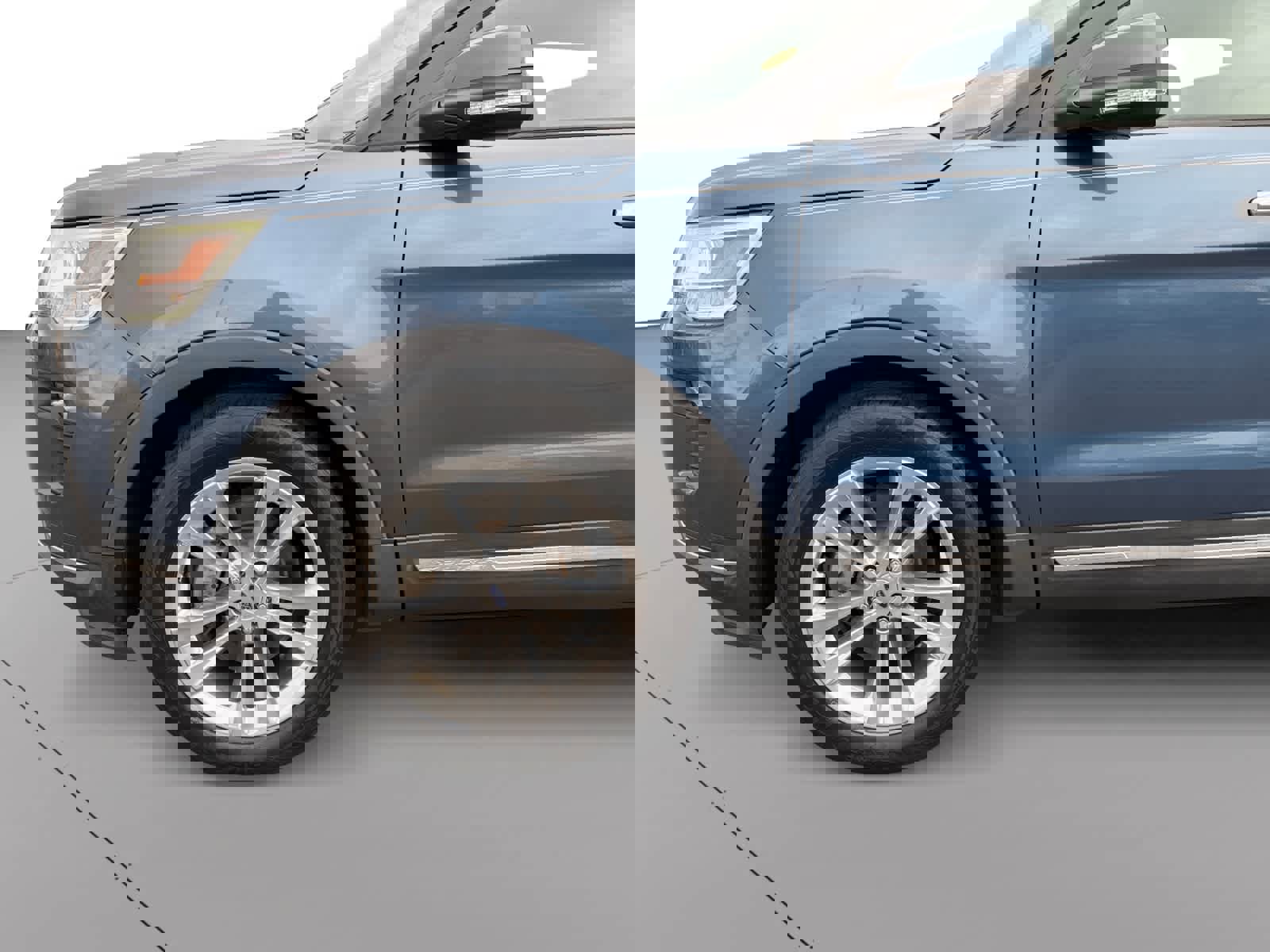 Used 2018 Ford Explorer Limited image 19