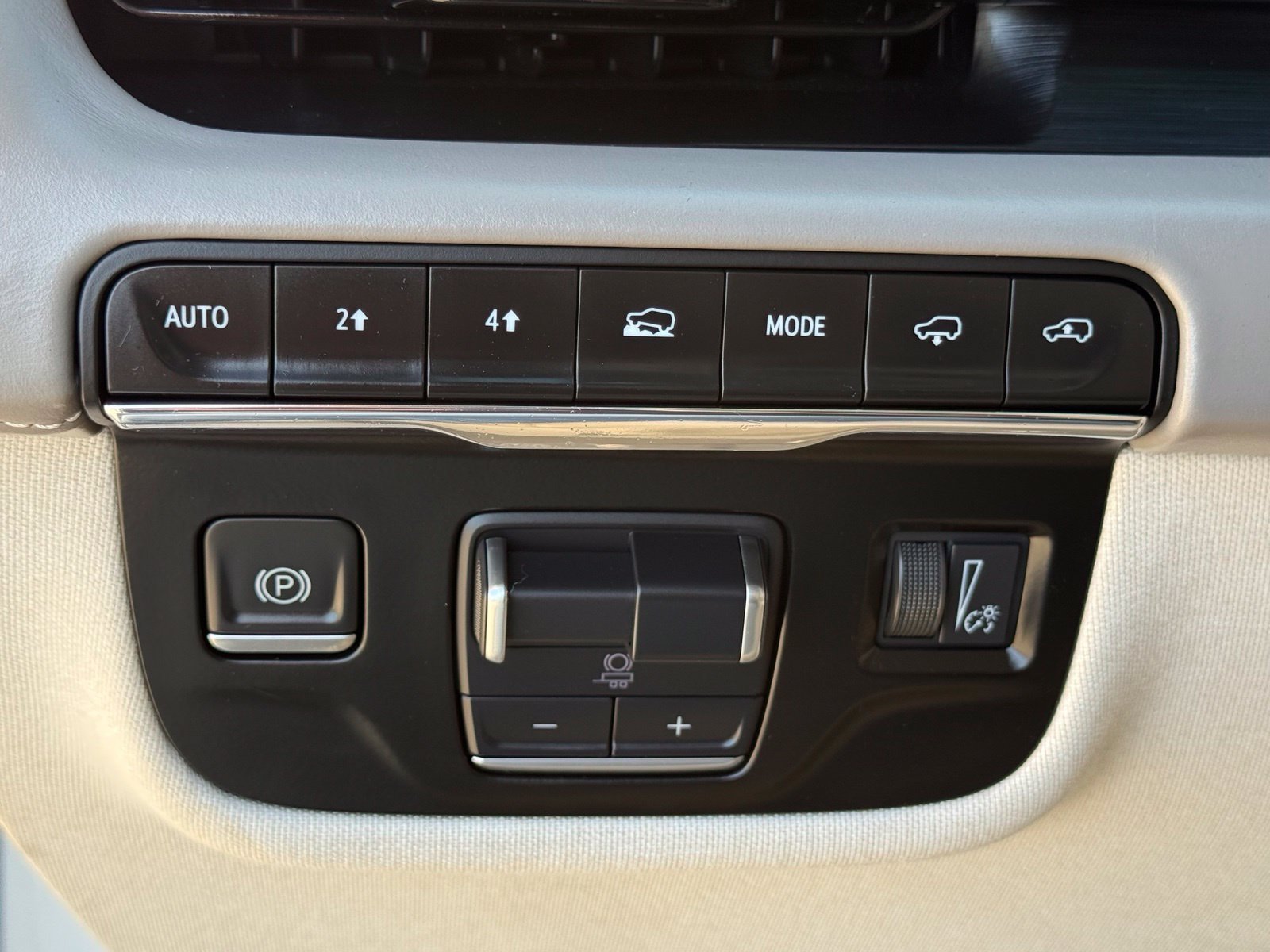 Used 2021 Cadillac Escalade Sport Platinum AWD/4WD image 23