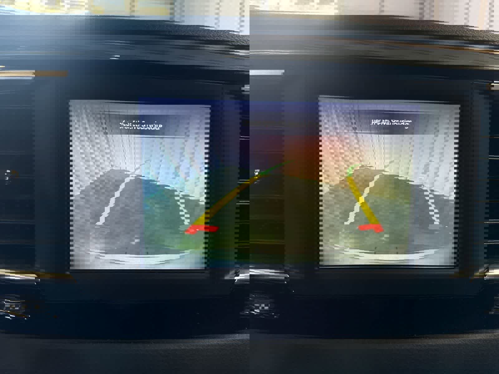 Used 2023 Chrysler Voyager LX image 26