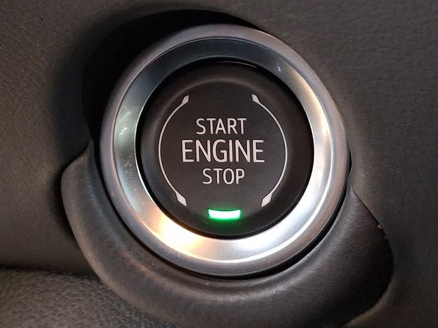 Used 2025 Chevrolet Tahoe Z71 image 30