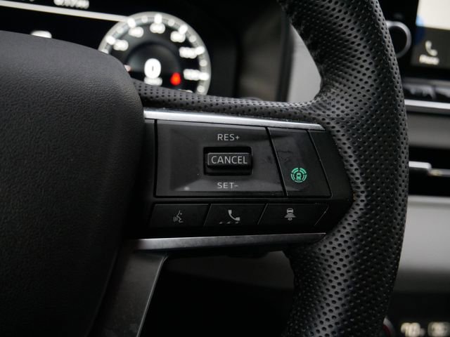 Used 2024 Mitsubishi Outlander SEL AWD/4WD image 20