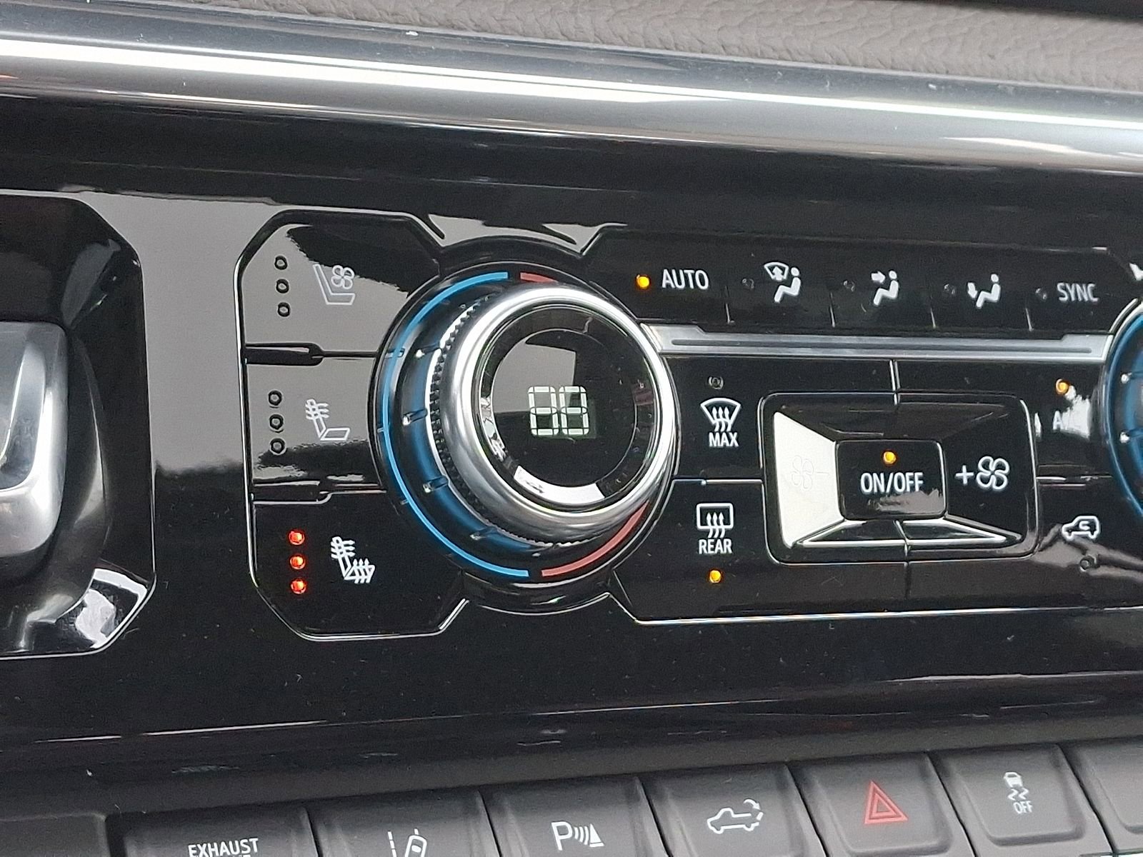 New 2026 GMC Sierra 2500 Denali w/ Denali Reserve Package image 24