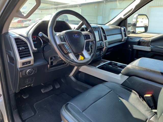 Used 2019 Ford F450 Lariat w/ Chrome Package image 11
