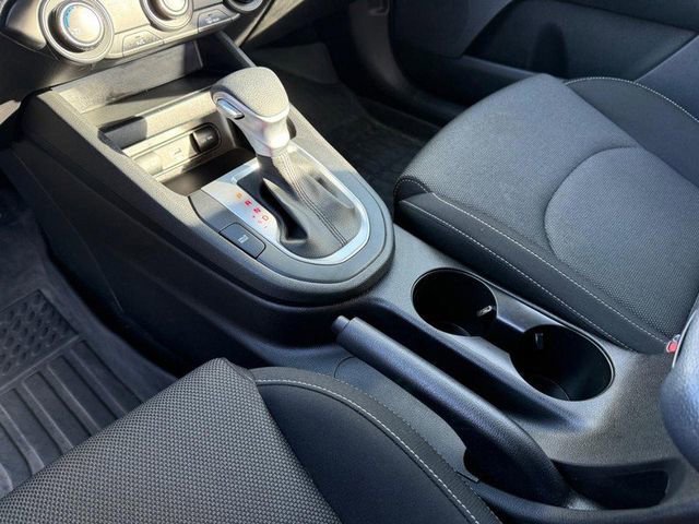 Used 2023 Kia Forte LXS w/ LXS Technology Package image 24