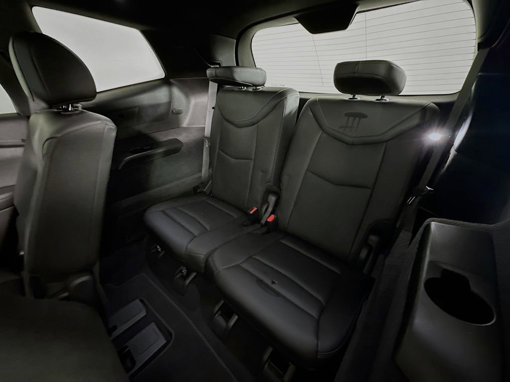 Used 2023 Cadillac XT6 Sport image 28