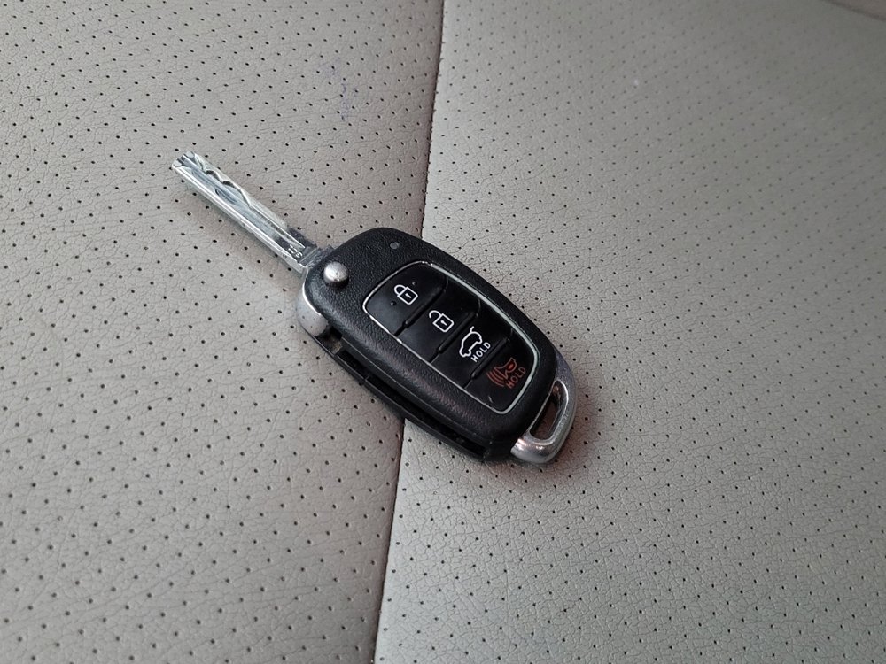 Used 2016 Hyundai Tucson SE image 32