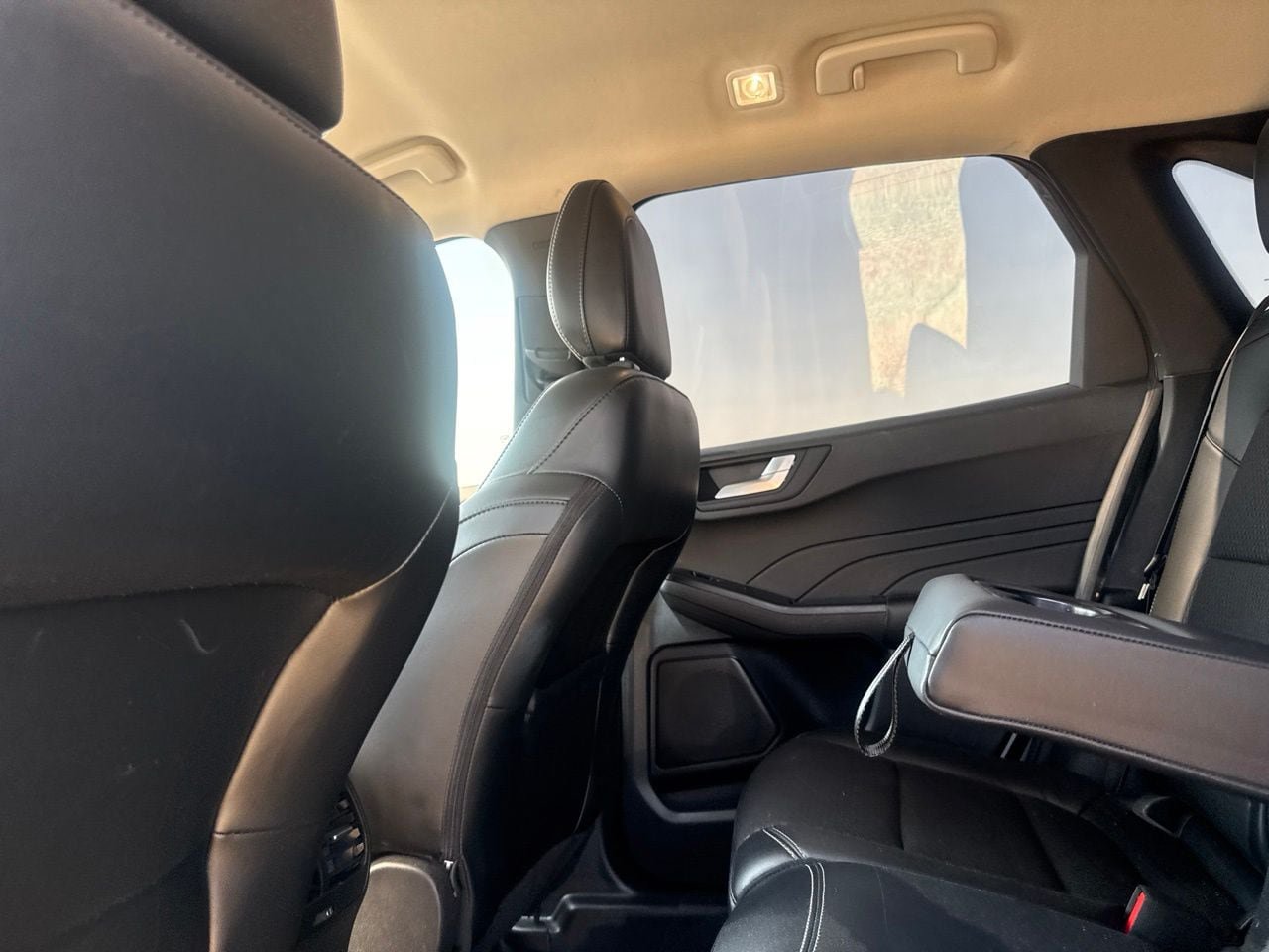 Used 2023 Ford Escape SE FWD image 34
