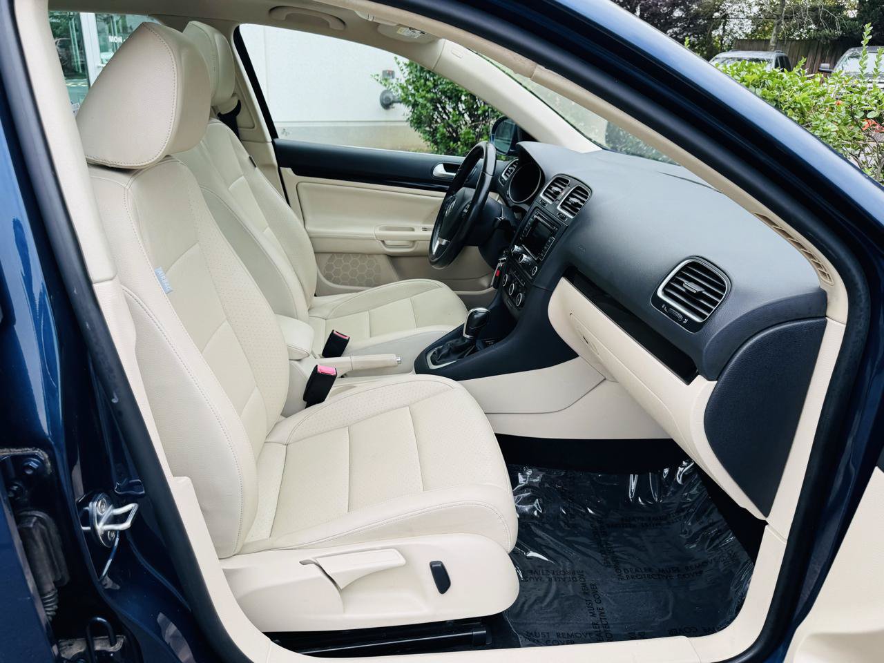 Used 2014 Volkswagen Jetta SE FWD image 19