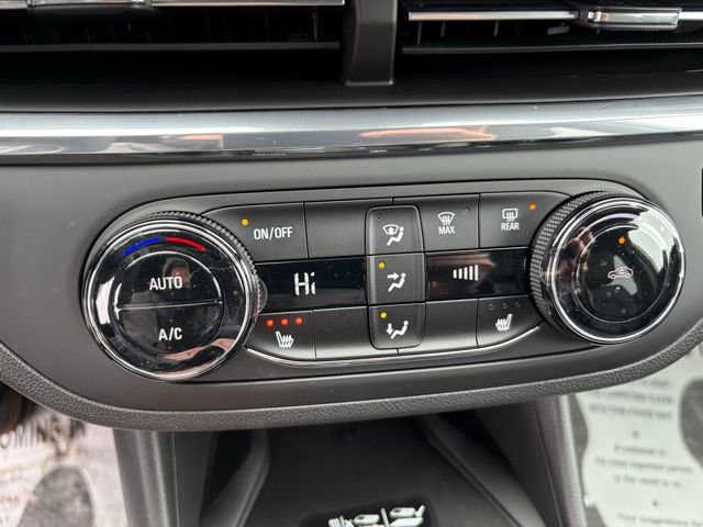 New 2026 Buick Envista Sport Touring w/ Convenience I Package FWD image 23