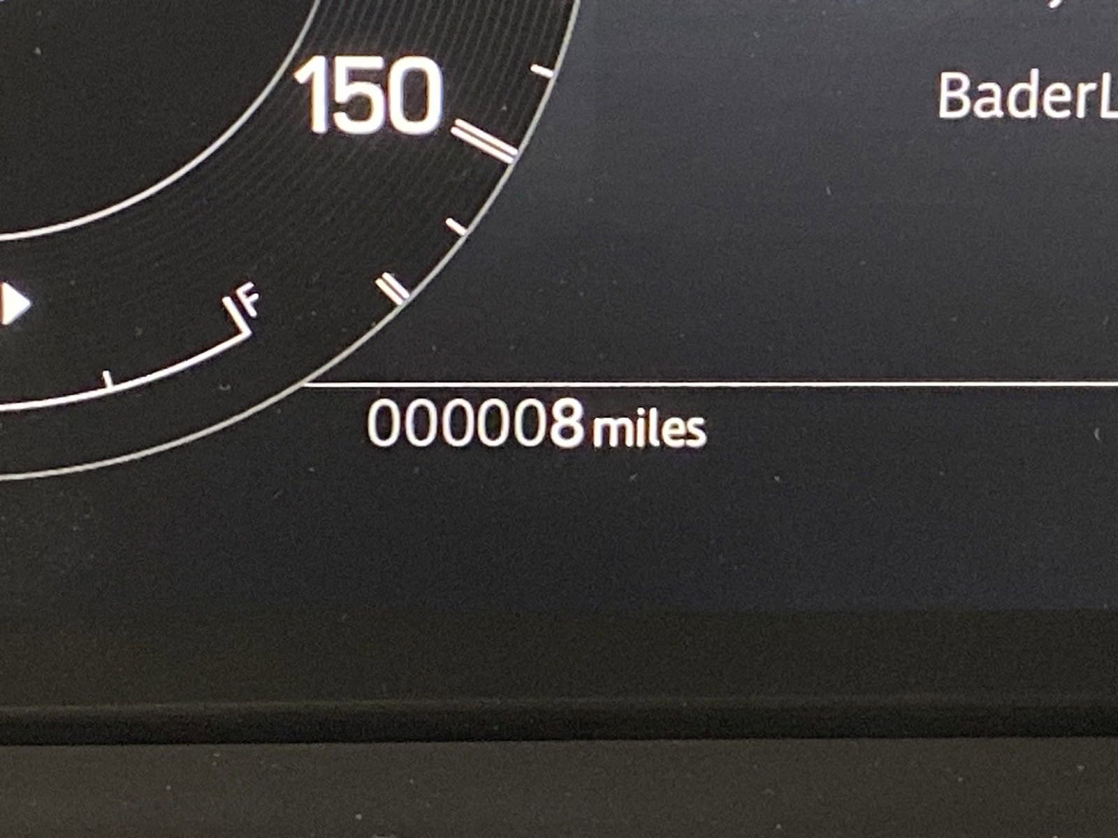 Certified 2025 Land Rover Discovery S image 17