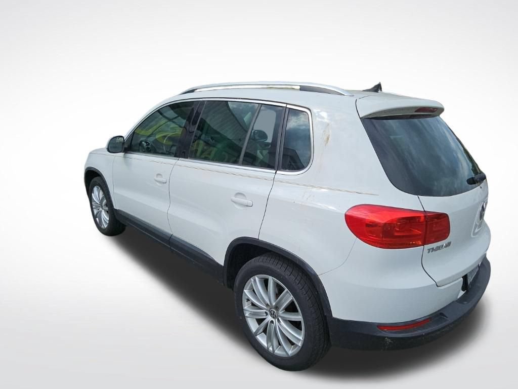Used 2013 Volkswagen Tiguan SE AWD/4WD image 4