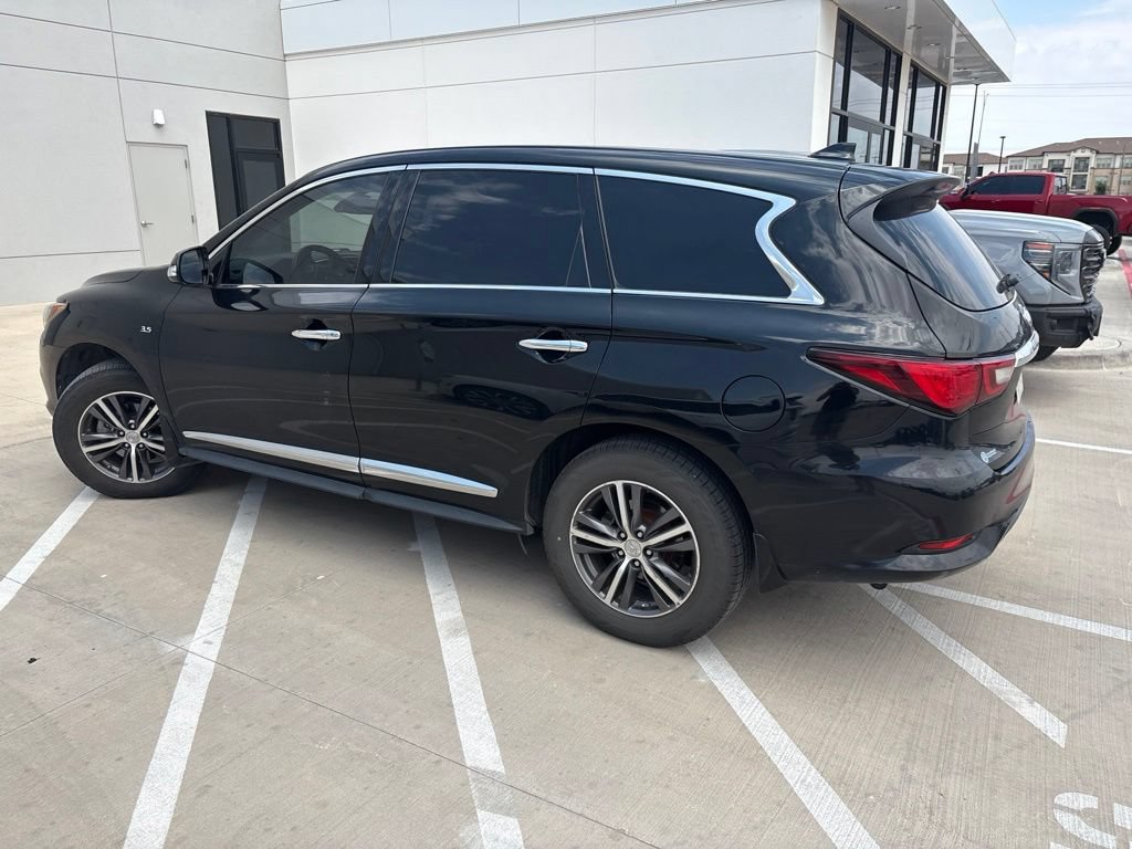 Used 2019 INFINITI QX60 Pure FWD image 2