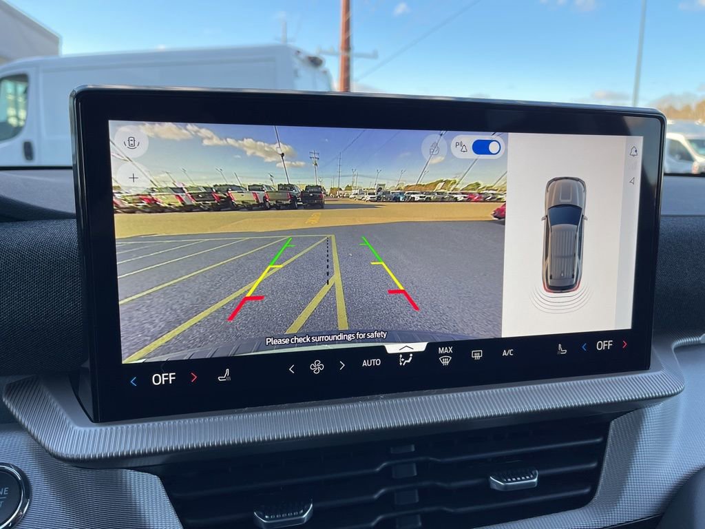 New 2026 Ford Explorer Active image 9