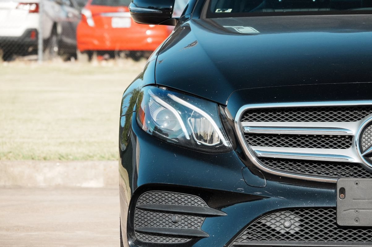 Used 2019 Mercedes-Benz E 300 image 20