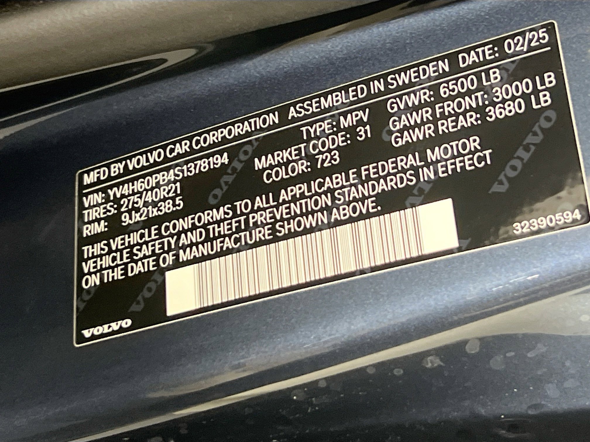 Used 2025 Volvo XC90 T8 Plus w/ Protection Package Premier image 33