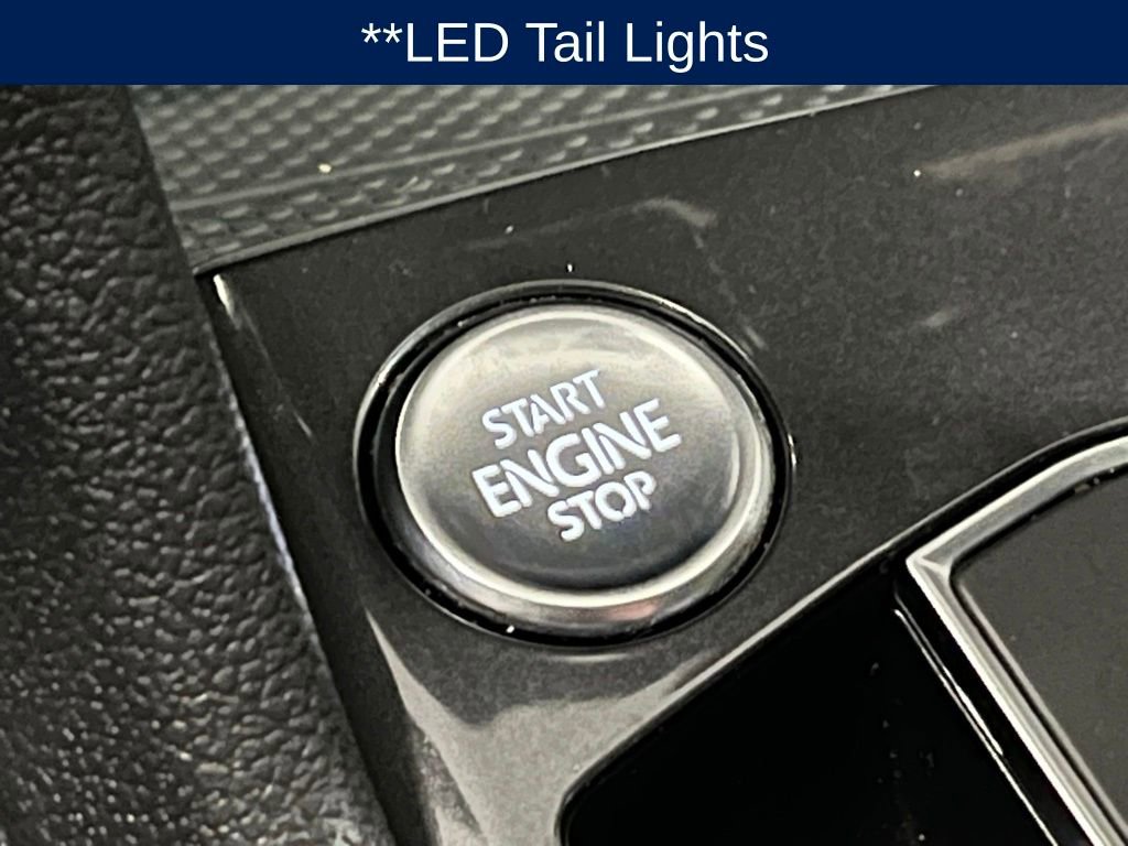 Certified 2021 Volkswagen Tiguan SE w/ Panoramic Sunroof Package image 15