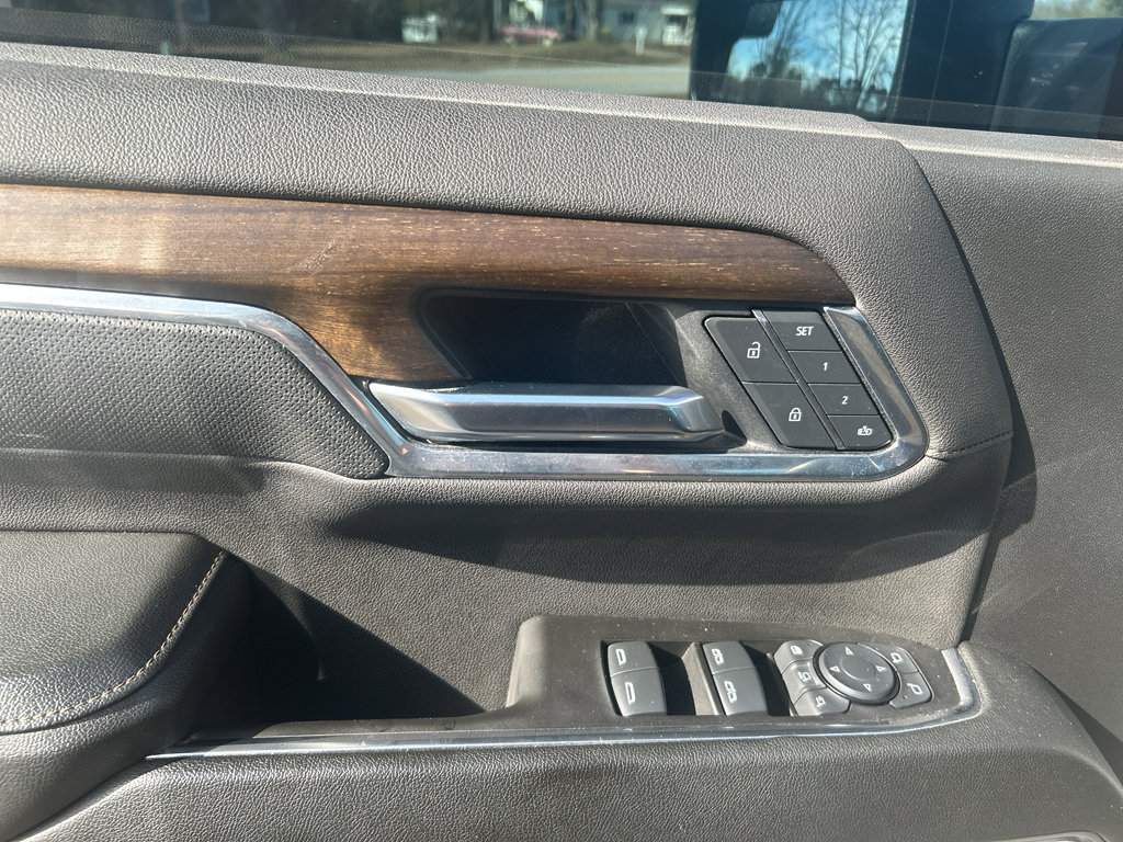 Used 2025 Chevrolet Silverado 3500 High Country w/ High Country Premium Package image 23