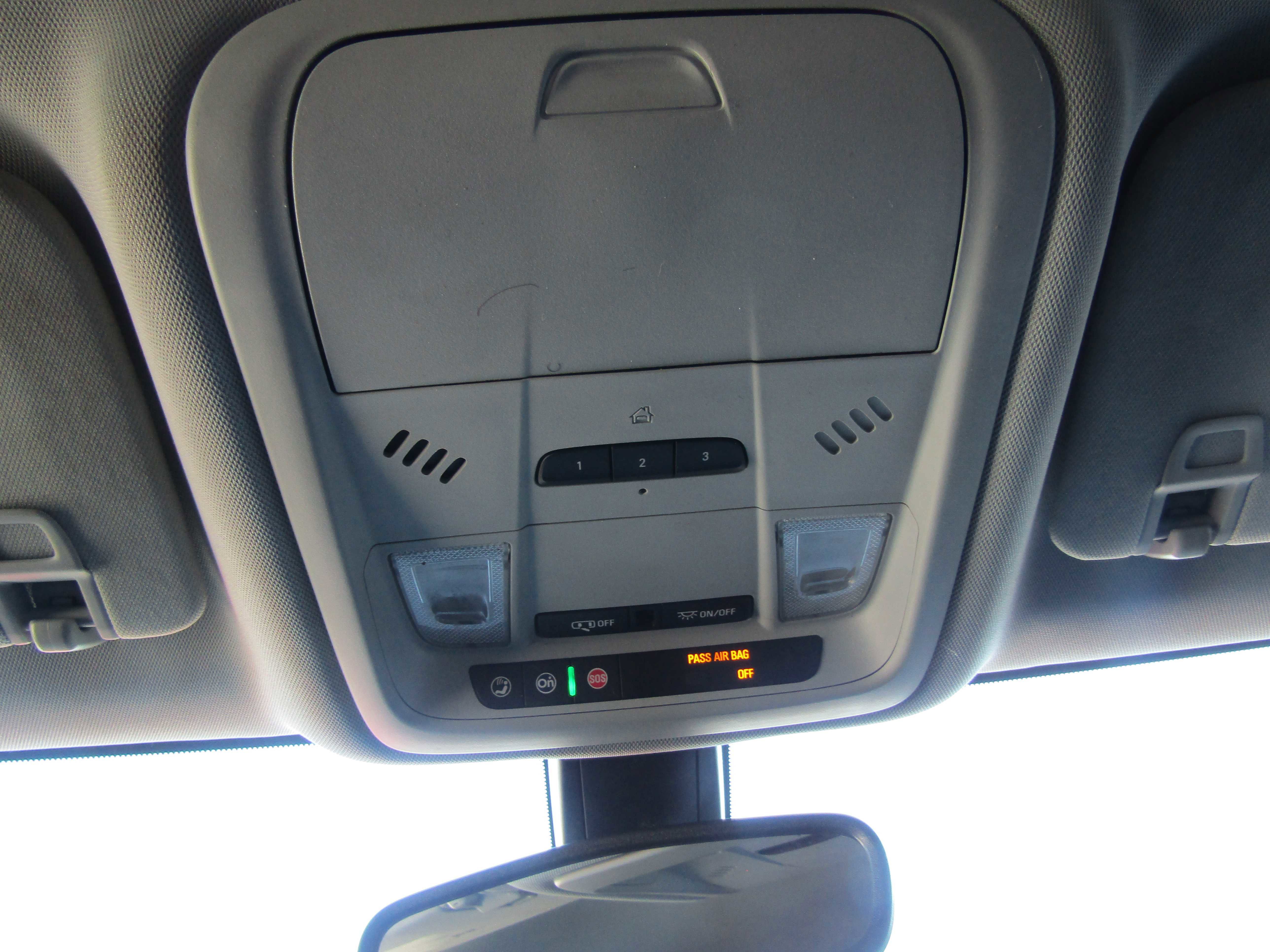 Used 2019 Chevrolet Blazer LT image 19