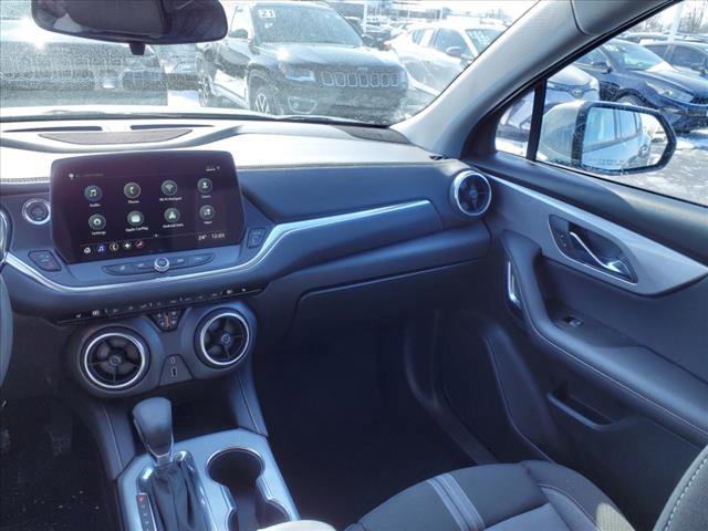 New 2025 Chevrolet Blazer LT image 14