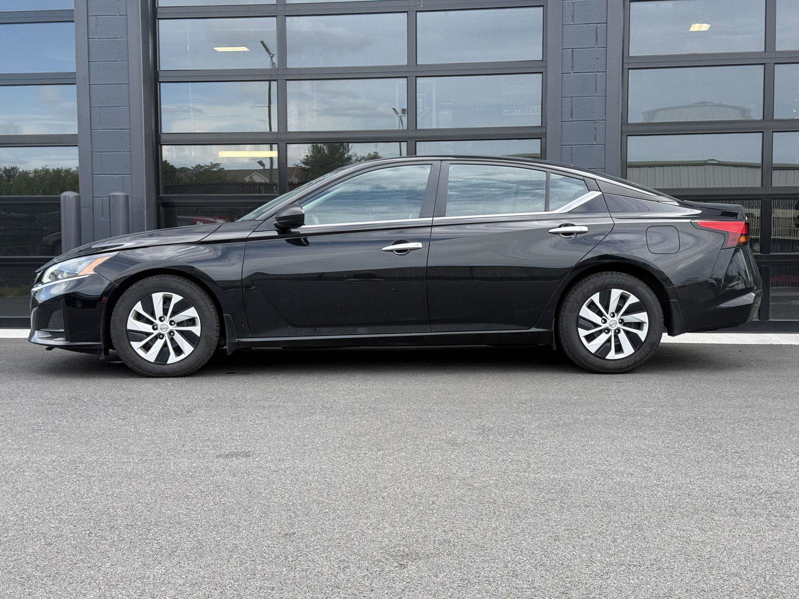 Used 2024 Nissan Altima 2.5 S FWD video 2