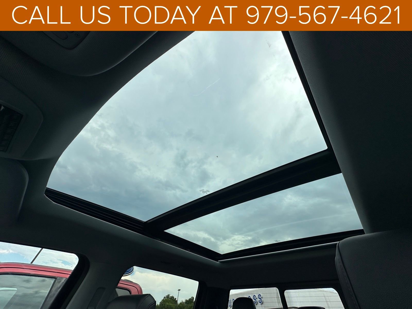 New 2025 Ford F250 Lariat w/ FX4 Off-Road Package image 9