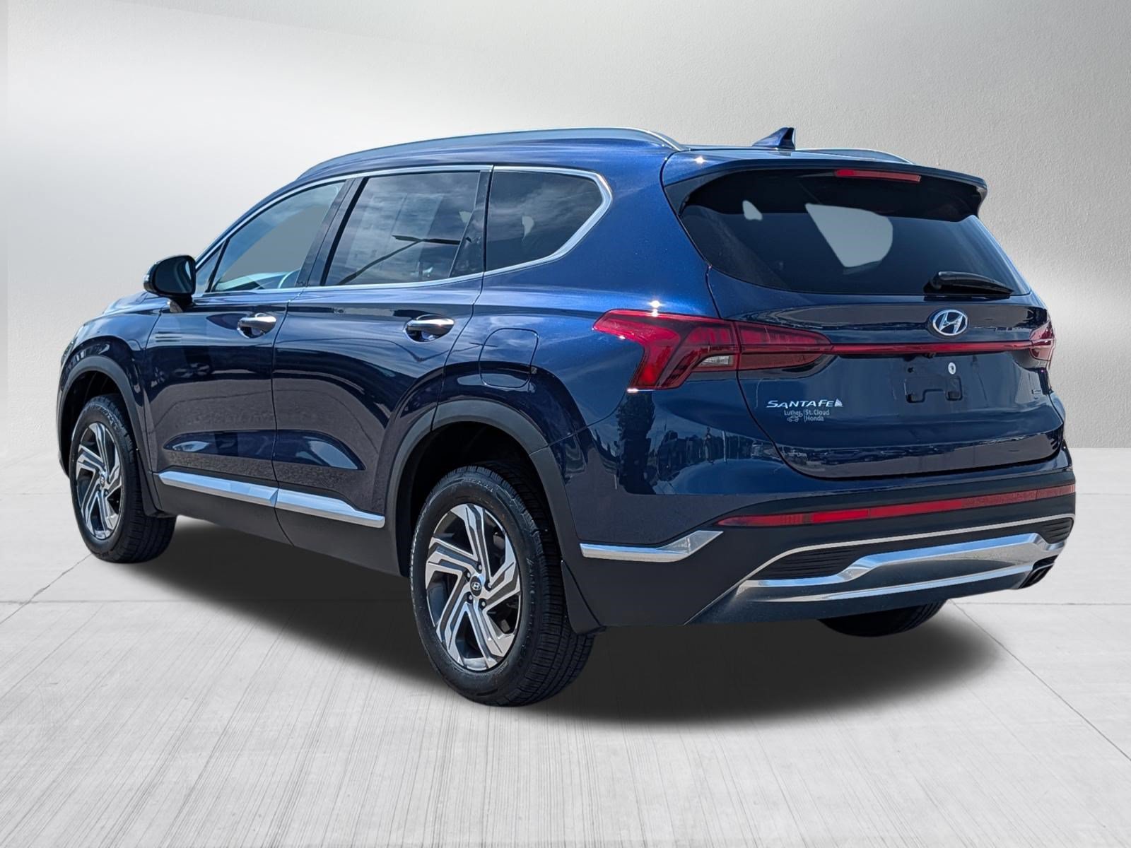 Used 2022 Hyundai Santa Fe SEL w/ Convenience Package AWD/4WD image 5