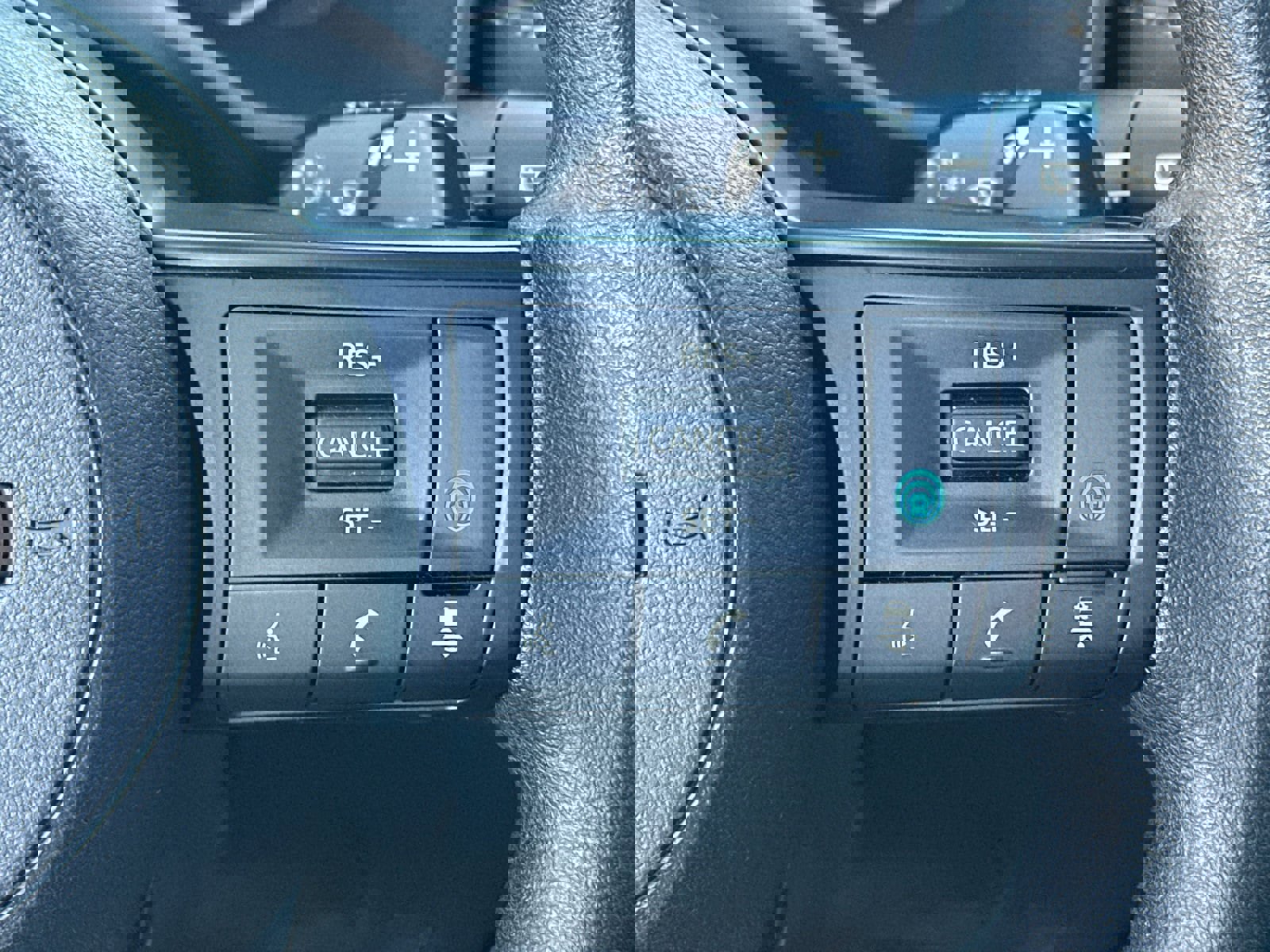 Used 2024 Nissan Rogue SV image 26