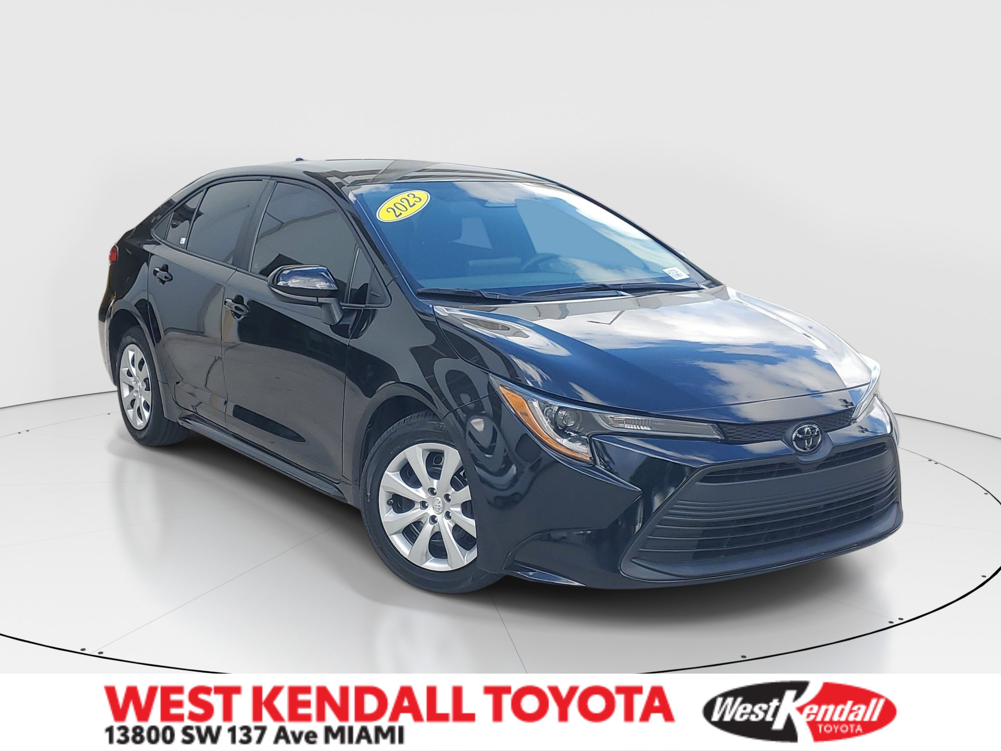 Used 2023 Toyota Corolla LE FWD video 1