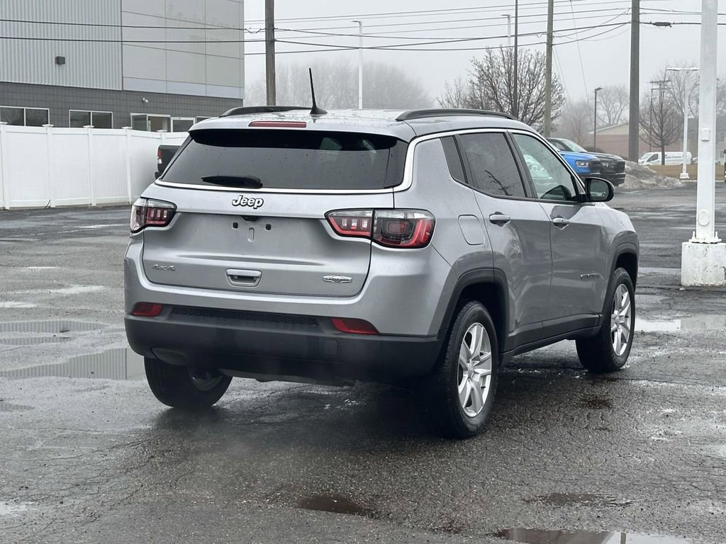 Used 2022 Jeep Compass Latitude w/ Convenience Group image 4