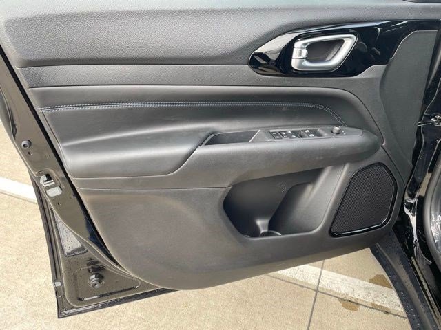 New 2026 Jeep Compass Latitude w/ Quick Order Package 29K image 13