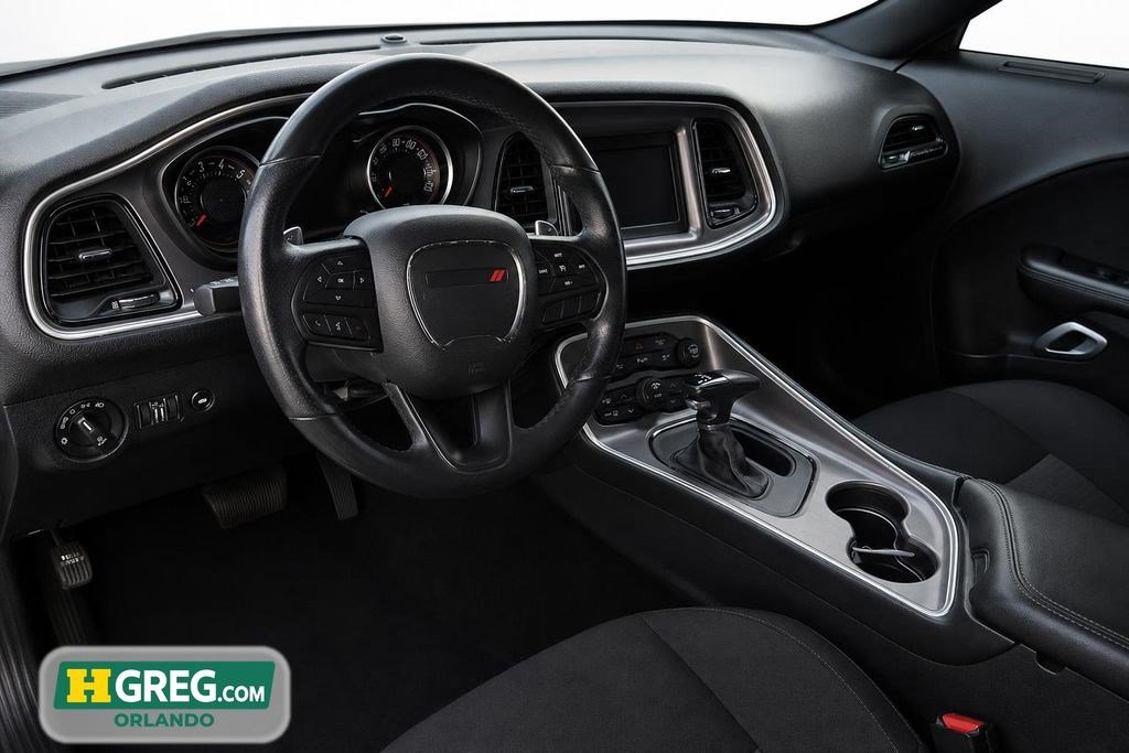 Used 2022 Dodge Challenger GT RWD image 11
