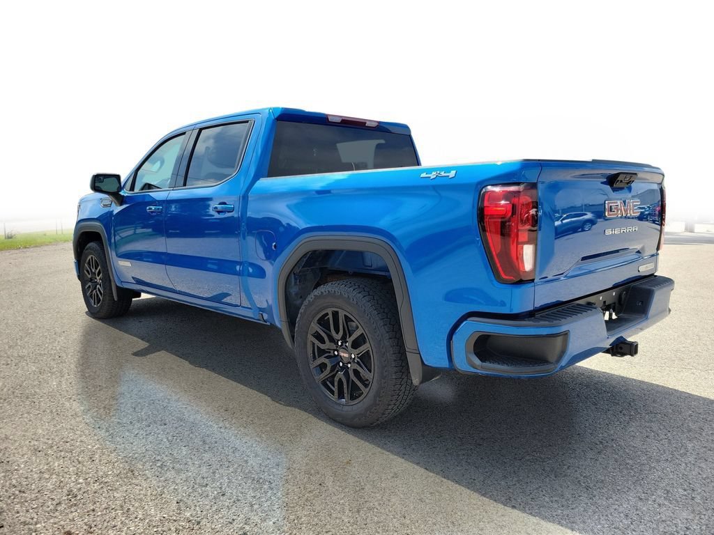 Used 2023 GMC Sierra 1500 Elevation AWD/4WD image 3