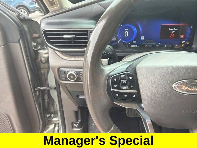 Used 2020 Ford Explorer Platinum w/ Premium Technology Package AWD/4WD image 17