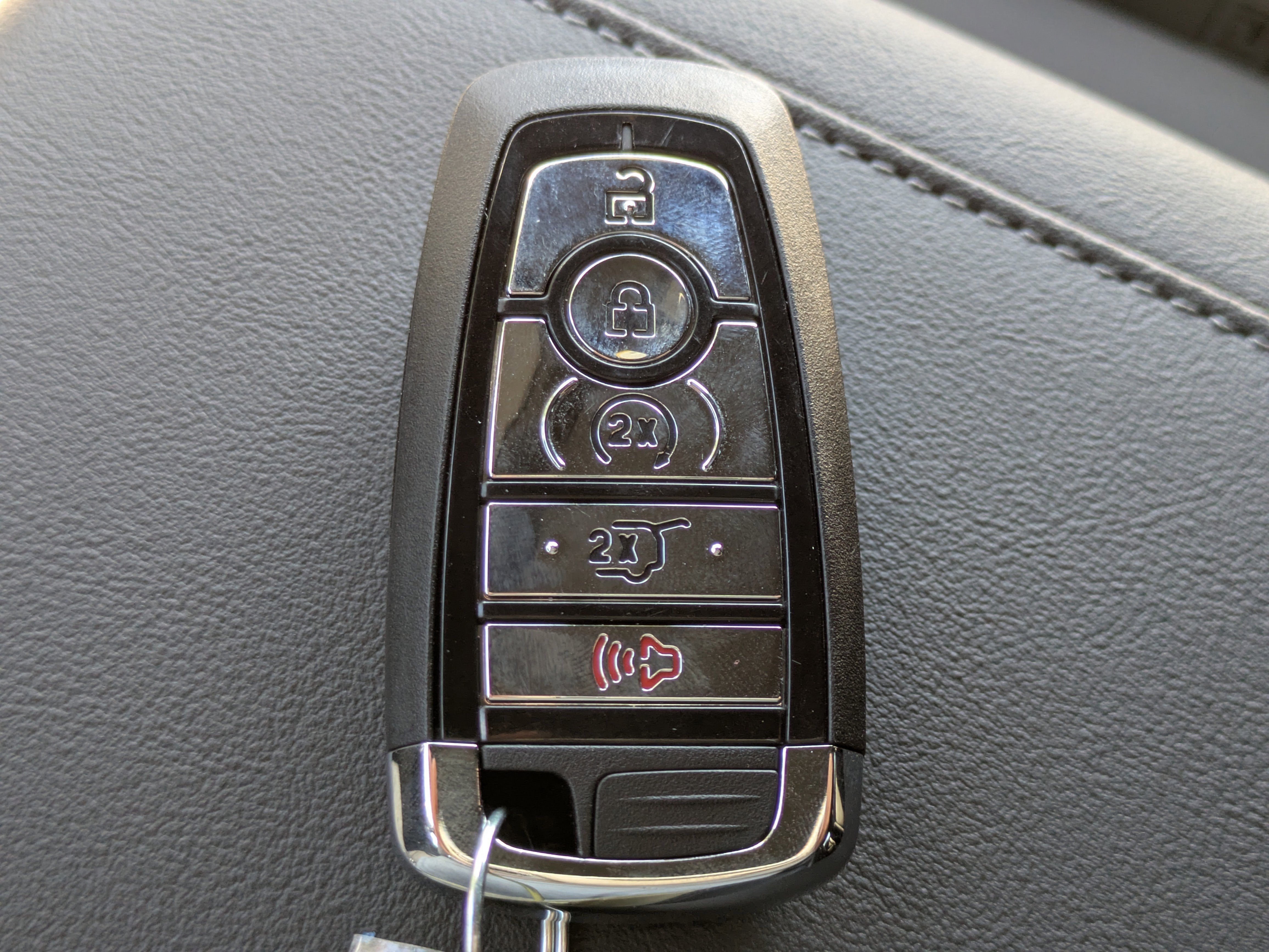 New 2026 Lincoln Navigator L Reserve w/ Jet Appearance Package image 29