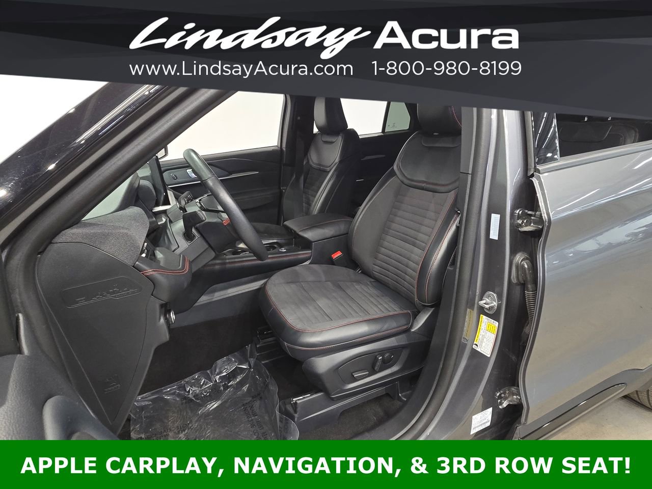 Used 2025 Ford Explorer ST-Line w/ ST-Line Street Pack image 11