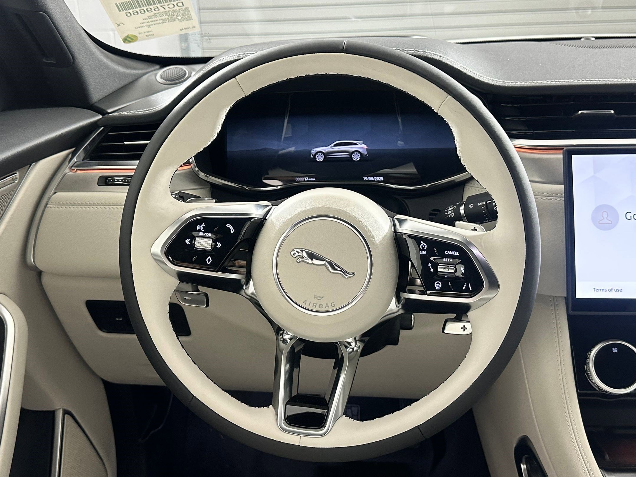 New 2026 Jaguar F-PACE R-Dynamic S image 14