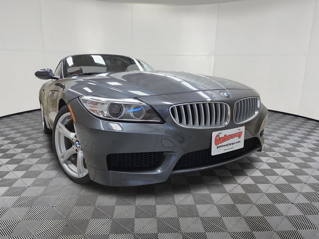 Used 2015 BMW Z4 sDrive35i RWD image 2