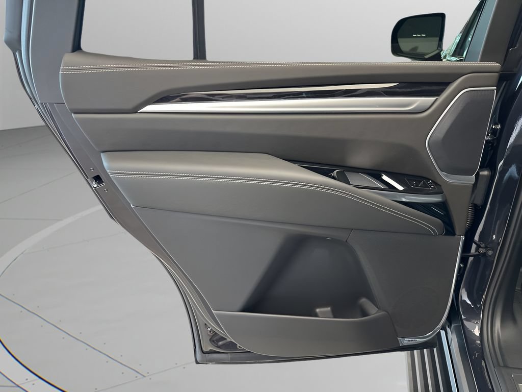 New 2026 Cadillac Escalade Sport w/ Touring Package AWD/4WD image 16