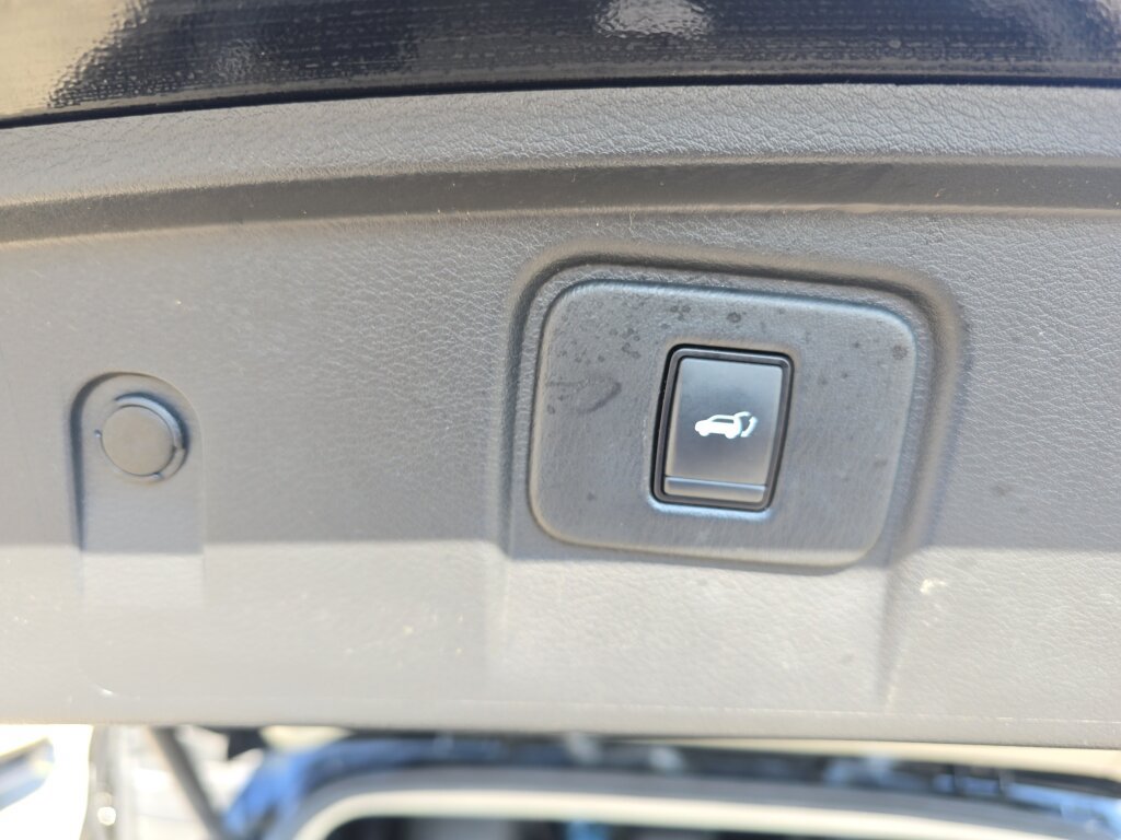 Used 2019 Nissan Murano SL FWD image 16
